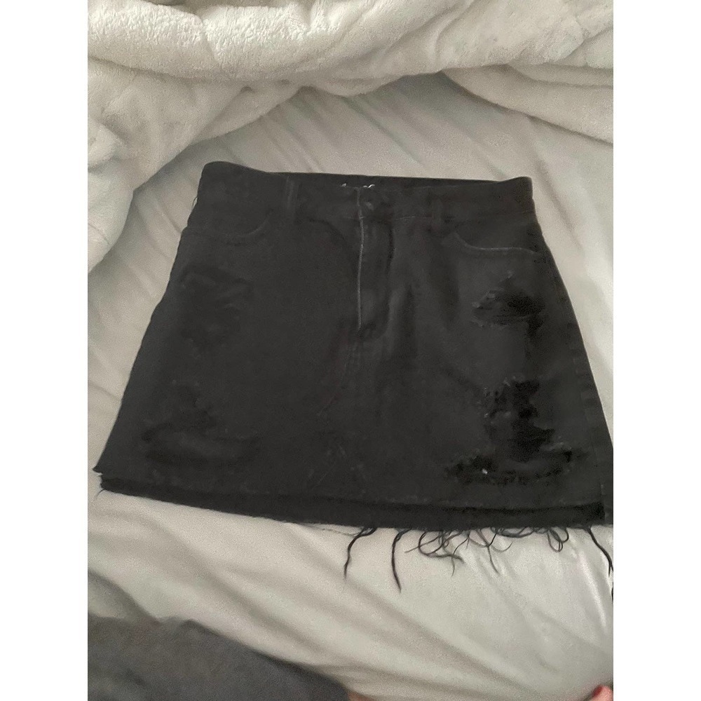 Hollister high-rise black denim skirt - Picture 3 of 6
